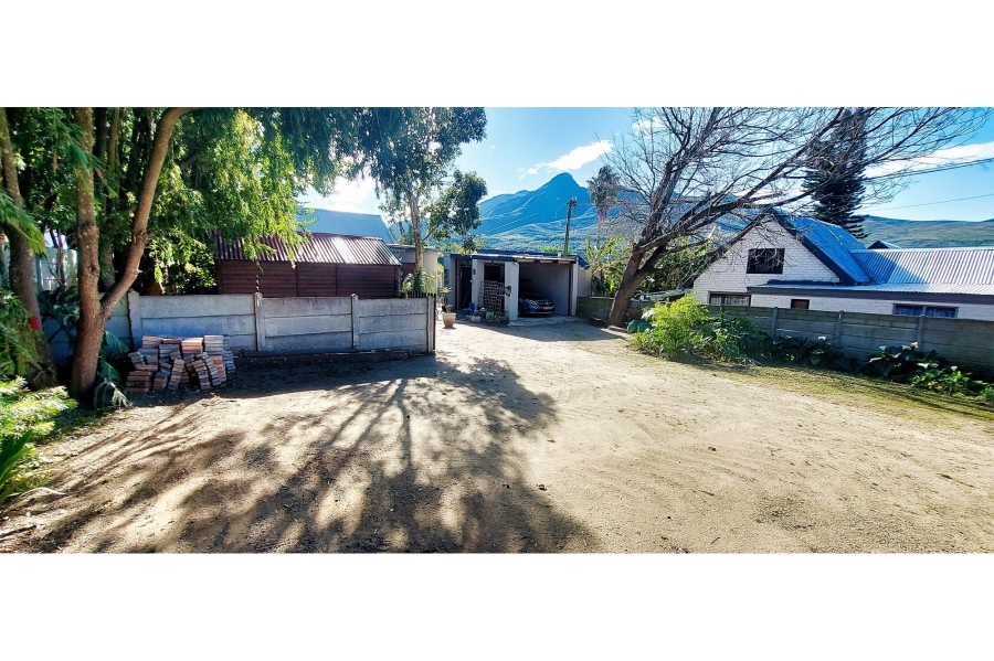 4 Bedroom Property for Sale in Bodorp Western Cape
